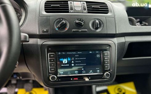 Skoda Fabia 2012 - фото 17