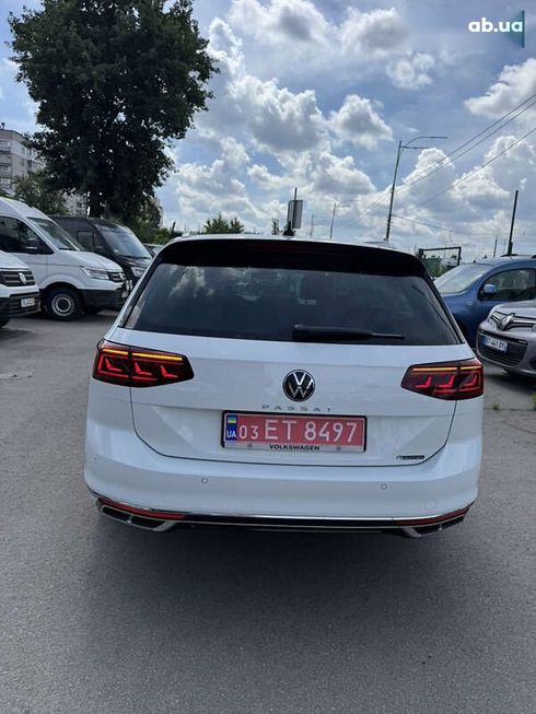 Volkswagen Passat 2021 - фото 8
