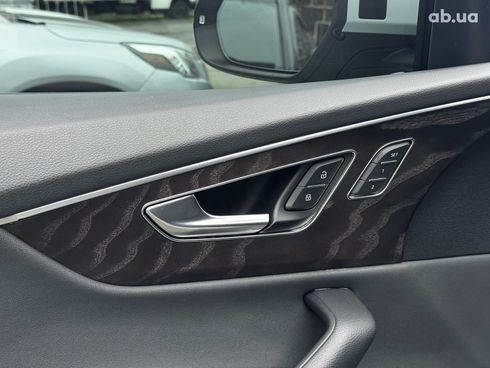 Audi Q8 2021 белый - фото 28