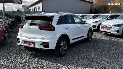 Kia Niro 2022 - фото 10