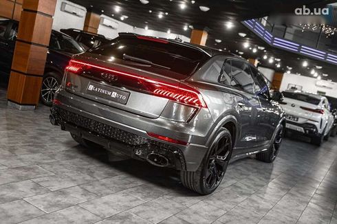 Audi RS Q8 2020 - фото 10