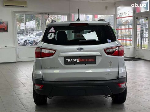 Ford EcoSport 2017 - фото 11