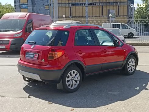 Fiat Sedici 2010 красный - фото 6