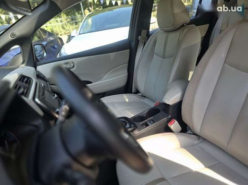 Nissan Leaf 2019 - фото 12
