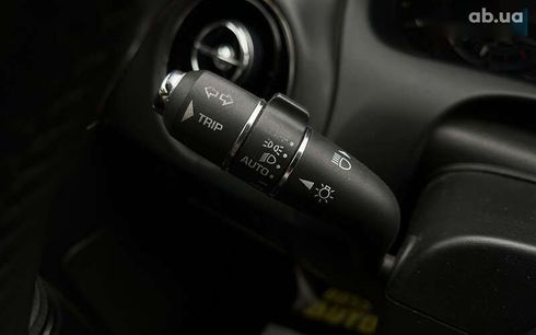 Jaguar XJ 2012 - фото 18