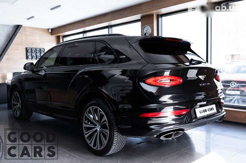 Bentley Bentayga 2022 - фото 21