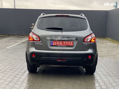 Nissan Qashqai 2011 - фото 25