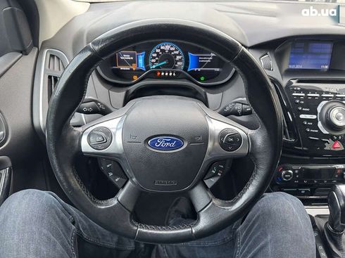 Ford Focus 2013 - фото 3