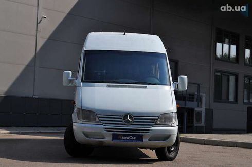 Mercedes-Benz Sprinter 2000 - фото 4
