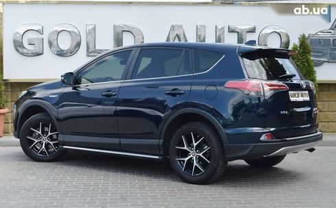 Toyota RAV4 2017 - фото 10