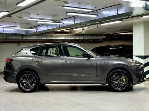 Maserati Levante 2022 - фото 27