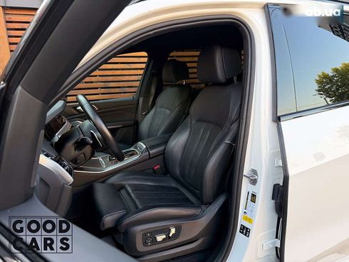 BMW X5 2018 - фото 21