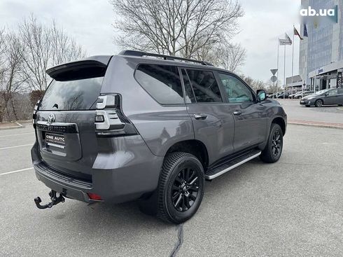 Toyota Land Cruiser Prado 2020 - фото 6