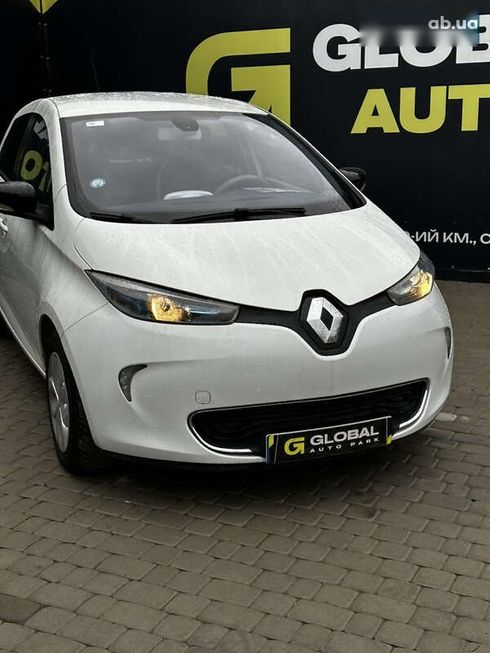 Renault Zoe 2015 - фото 4