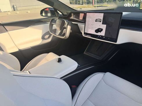 Tesla Model S 2021 - фото 18