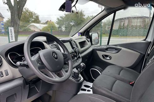 Renault Trafic 2017 - фото 12