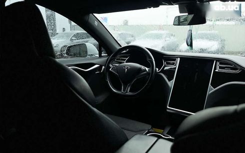 Tesla Model S 2017 - фото 18