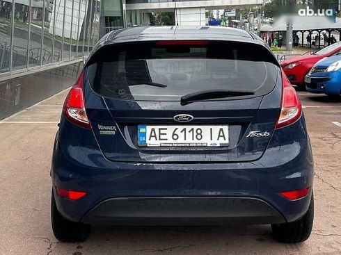Ford Fiesta 2015 - фото 6