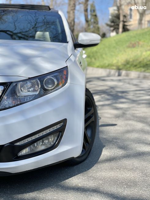 Kia Optima 2012 белый - фото 3