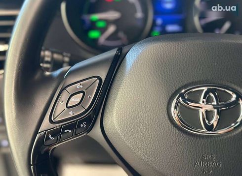 Toyota C-HR 2019 - фото 22