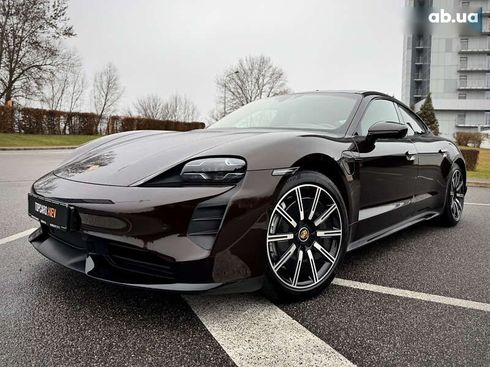 Porsche Taycan 2021 - фото 9