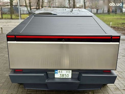 Tesla Cybertruck 2024 - фото 15