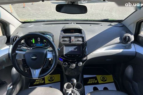 Chevrolet Spark 2015 - фото 11