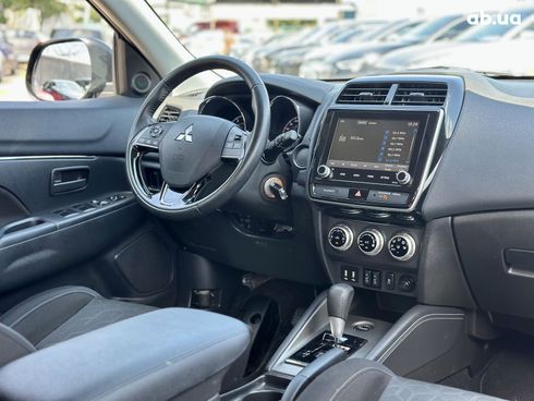 Mitsubishi ASX 2019 черный - фото 18