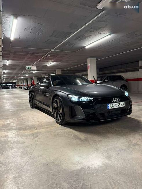 Audi E-Tron 2021 - фото 10