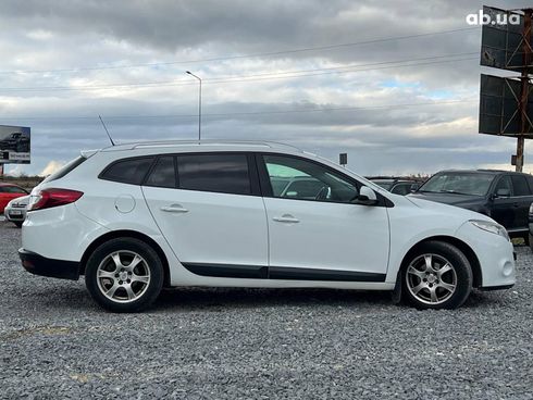 Renault Megane 2012 белый - фото 11