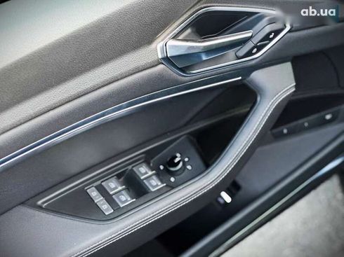 Audi E-Tron 2019 - фото 19