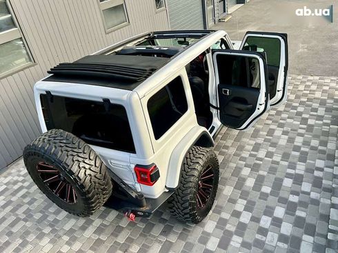 Jeep Wrangler 2020 - фото 20