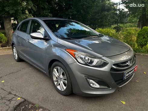Hyundai Elantra 2014 серый - фото 3