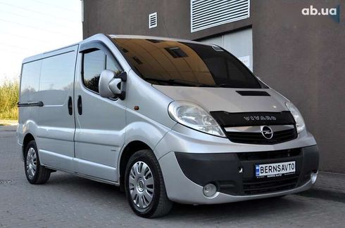 Opel Vivaro 2014 - фото 6