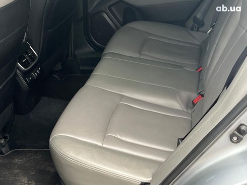 Subaru Legacy 2019 серый - фото 24