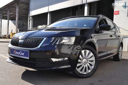 Skoda Octavia 2018 - фото 8