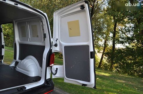 Volkswagen Transporter 2020 - фото 25