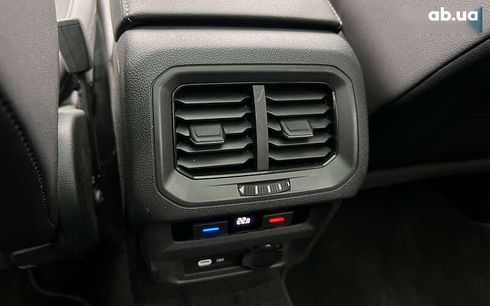 Volkswagen Tiguan 2020 - фото 13