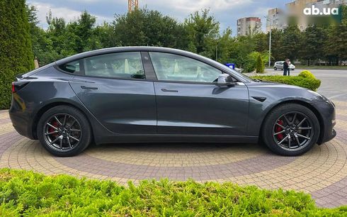 Tesla Model 3 2019 - фото 8