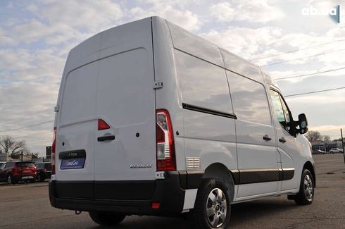 Renault Master 2020 - фото 12