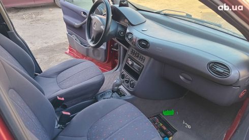 Mercedes-Benz A-Класс 2002 красный - фото 8
