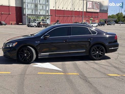 Volkswagen Passat 2017 - фото 9