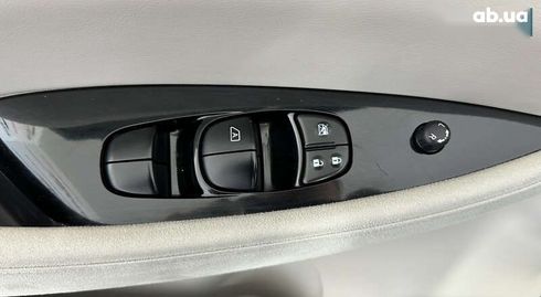 Nissan Leaf 2015 - фото 18