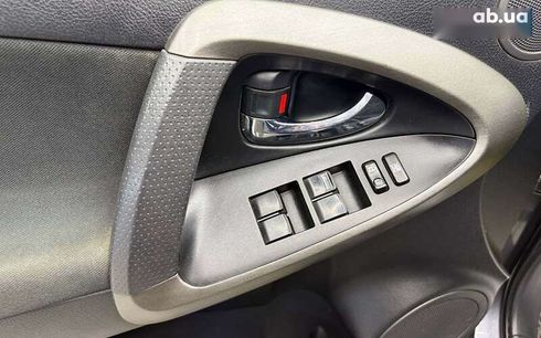 Toyota RAV4 2011 - фото 7