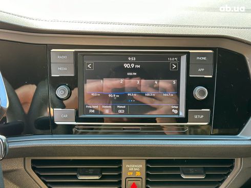 Volkswagen Jetta 2019 черный - фото 30