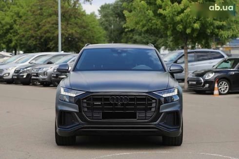 Audi Q8 2021 - фото 2