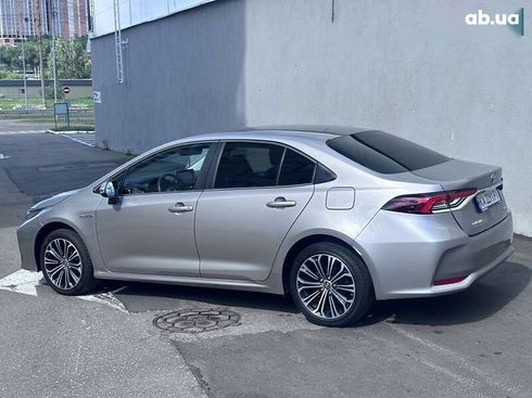 Toyota Corolla 2020 - фото 13