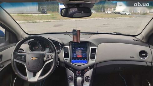 Chevrolet Cruze 2011 - фото 17