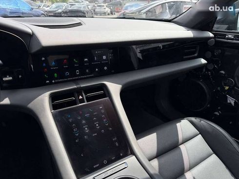 Porsche Taycan 2022 - фото 12