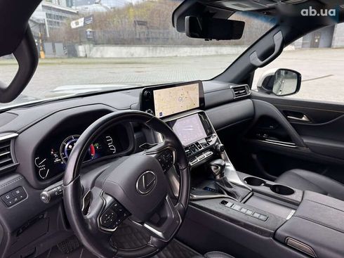 Lexus LX 2022 - фото 17